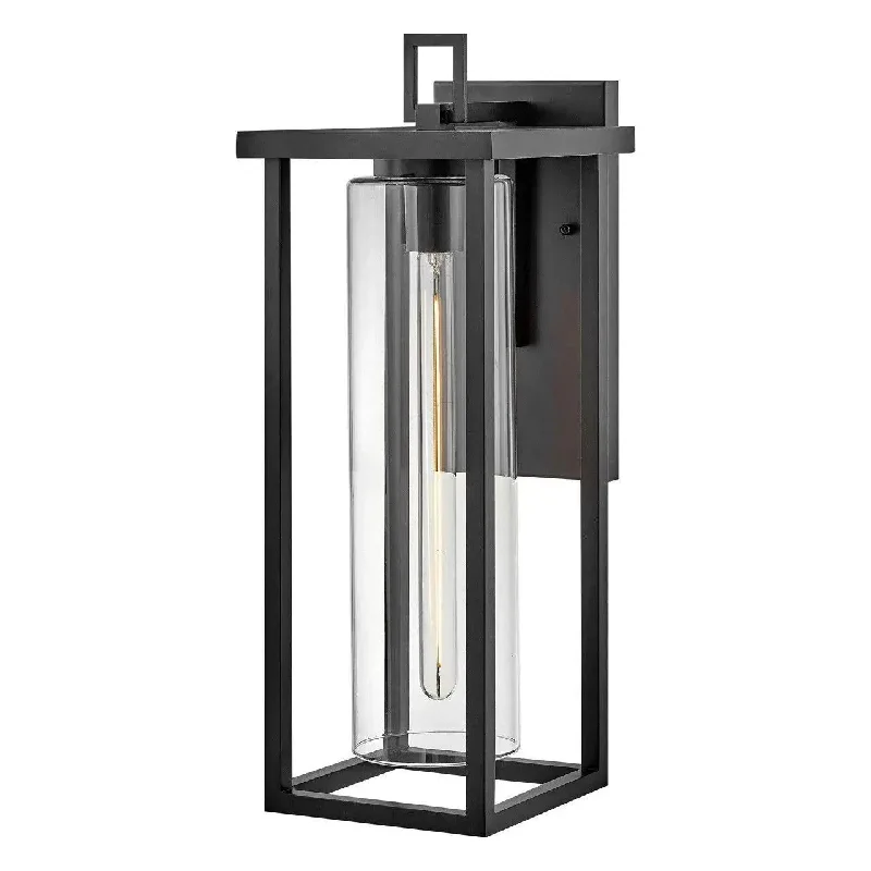 Track lighting with a sleek profileMateo LED Wall Mount